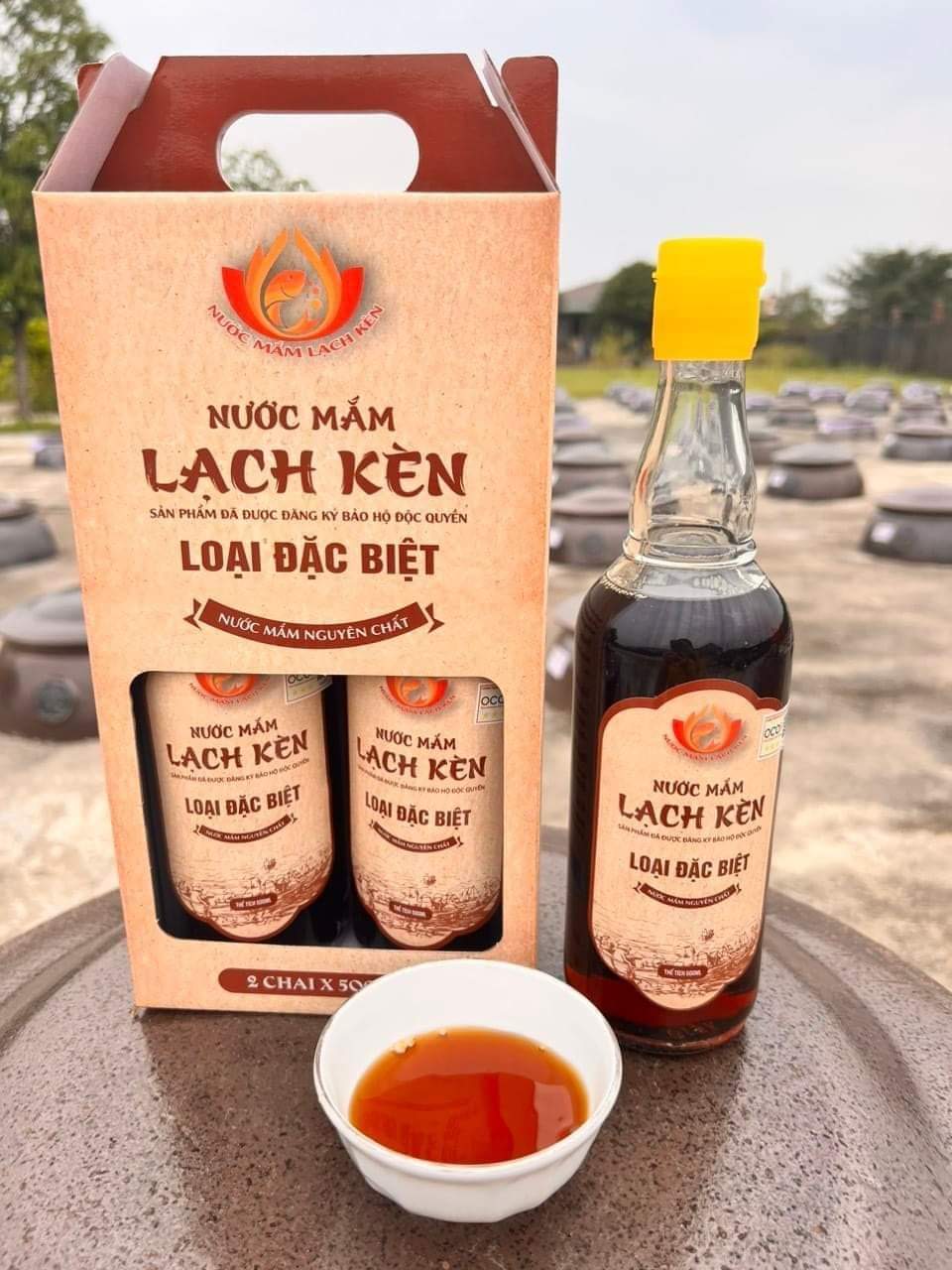Nước mắm Lạch Kèn loại đặc biệt